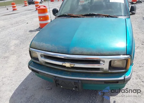 1995 Chevrolet S Truck S10 z USA, uszkodzony, nr VIN 1GCCS1949SK180749